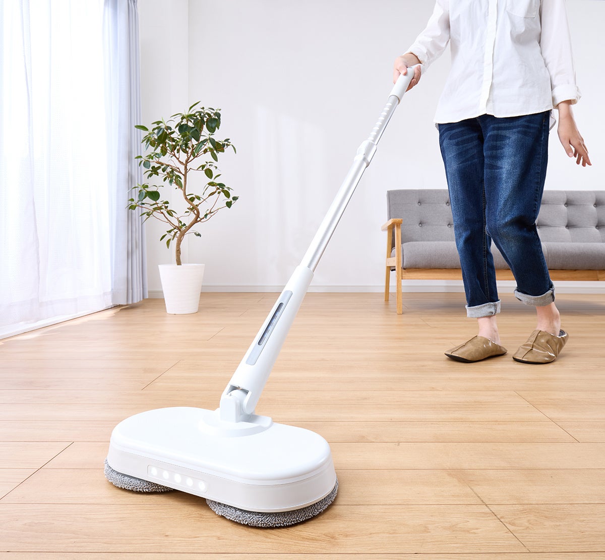 「Simplus」シリーズから電動回転モップ「SP-TRM01」を新発売します。