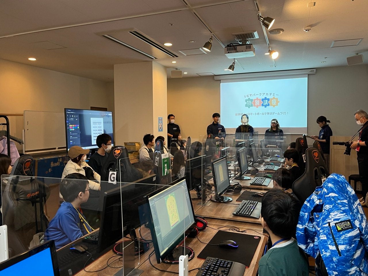 世界初!eスマートボールでゲーム制作体験!子ども向けワークショップ大成功 世界初!eスマートボールでゲーム制作体験!子ども向けワークショップ大成功