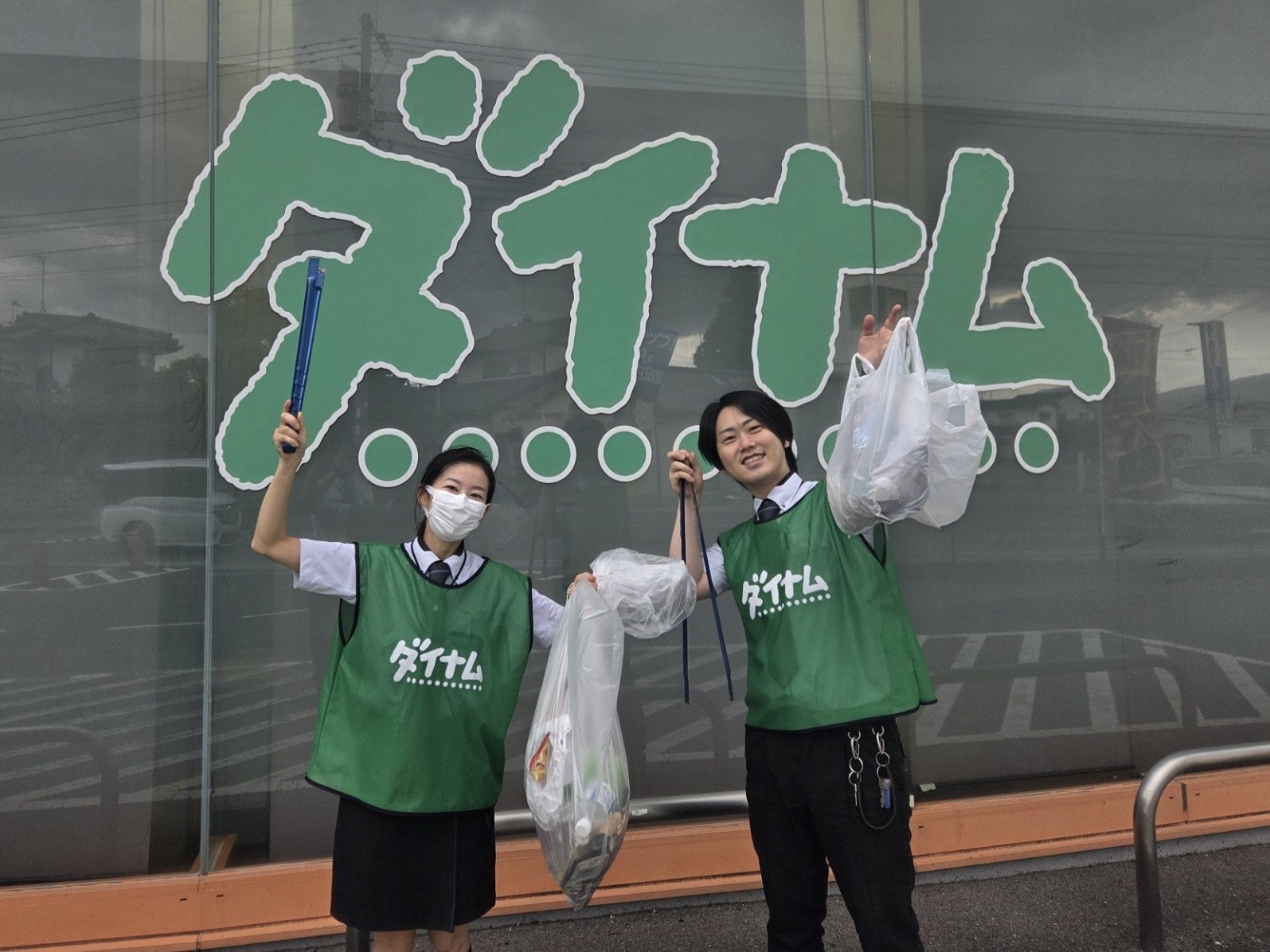 ダイナム全380店舗、従業員1,290名が地域清掃を実施