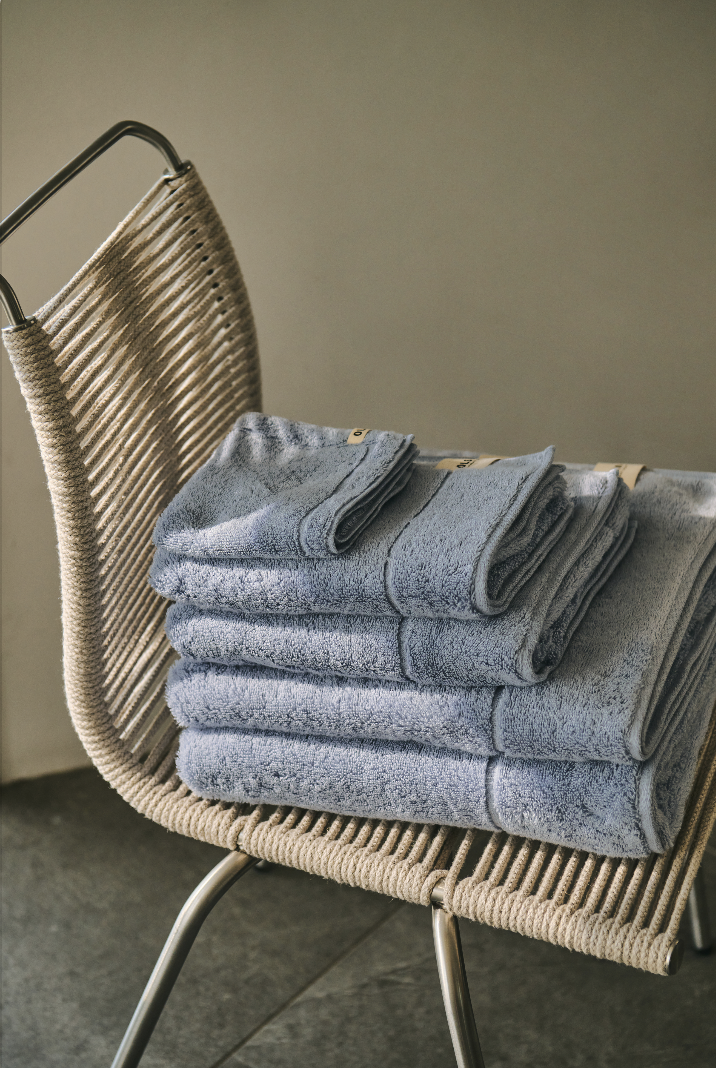 今治のタオルを中心に展開するライフスタイルブランド「OLSIA