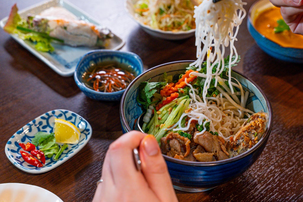 汁なし焼肉ビーフンセット　1050円
