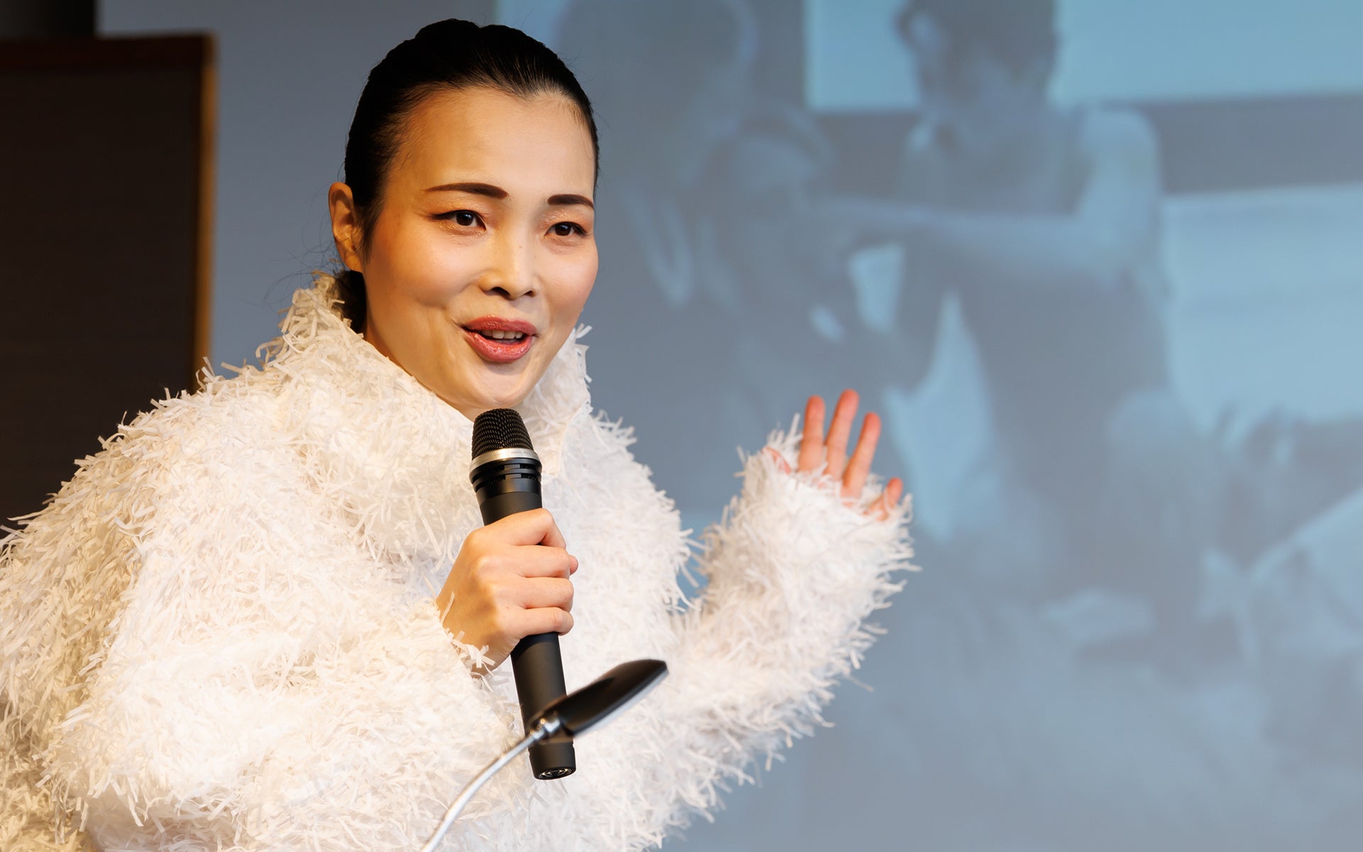 麻生 子八咫(あそう こやた)