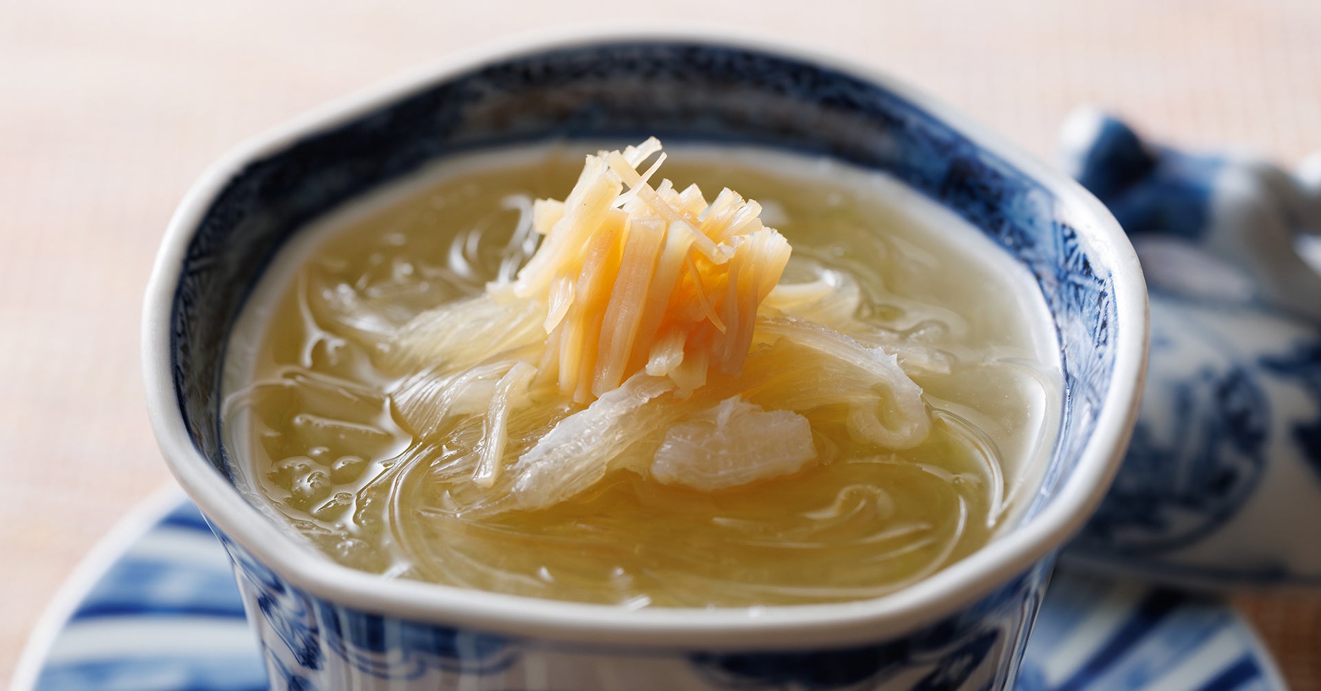 冬瓜のすり流しと干し貝柱入りフカヒレのスープ（ランチ）