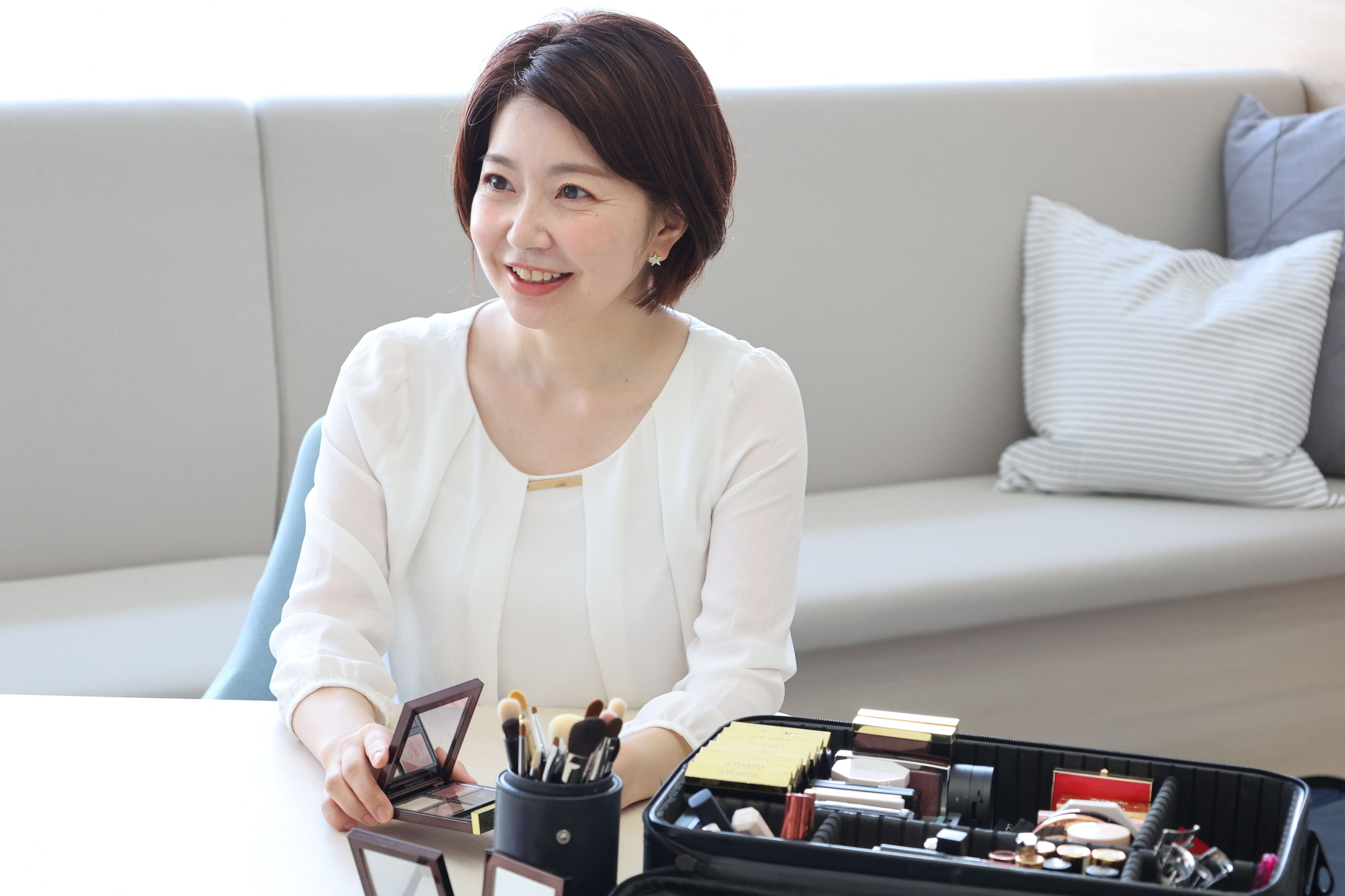 かりのひなこ氏