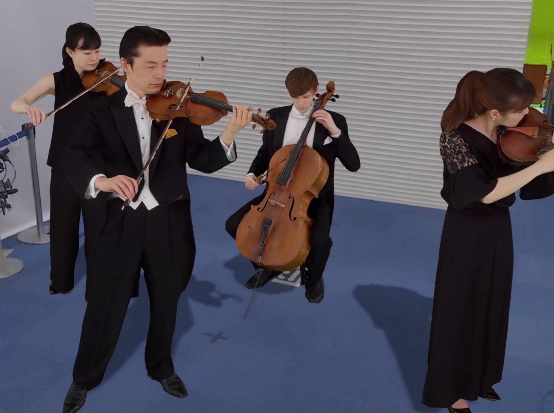 教育コンテンツデモ(デモ協力:販売パートナー/(株)クレッセント)