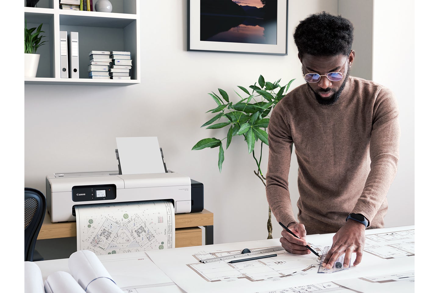 棚の上に設置可能なコンパクト設計