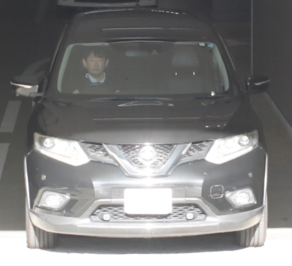 視認状況：運転手〇 ナンバープレート×