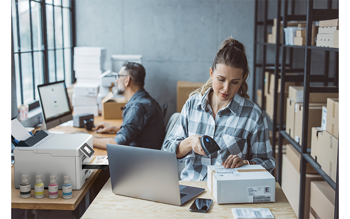 物流業・小売業でのバーコード印刷も可能