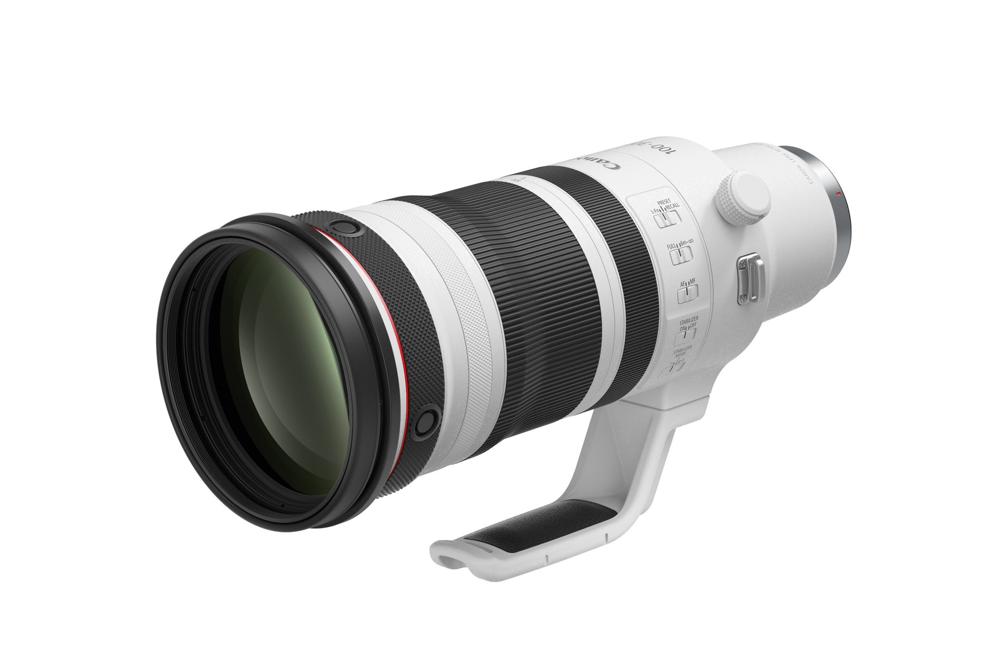 多くのスポーツ撮影でプロが使用している「RF100-300mm F2.8 L IS USM」