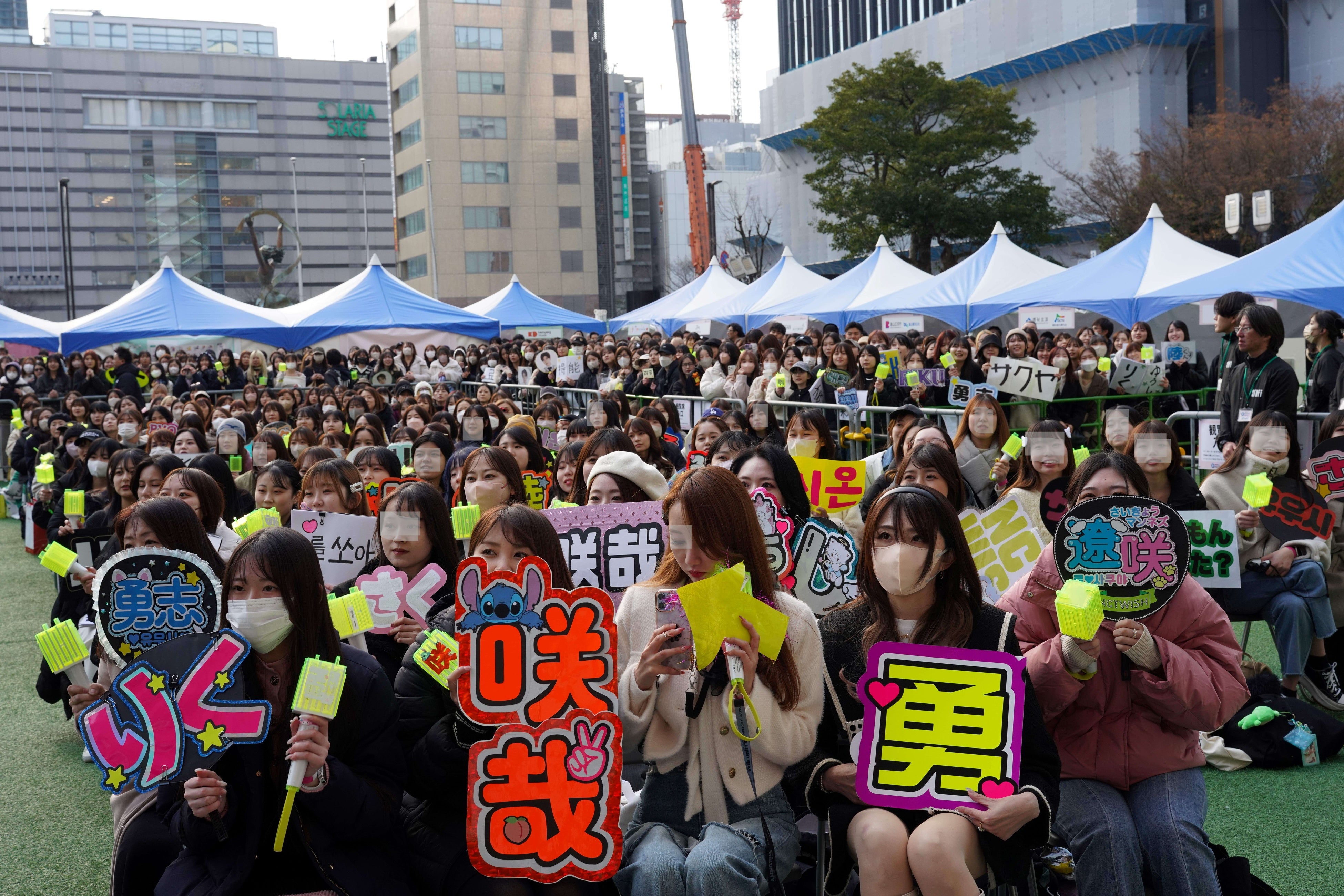 NCT WISH 韓国観光トークショー＆ミニライブ（約10,000の応募の中から抽選で選ばれた600名が全国から集まった）