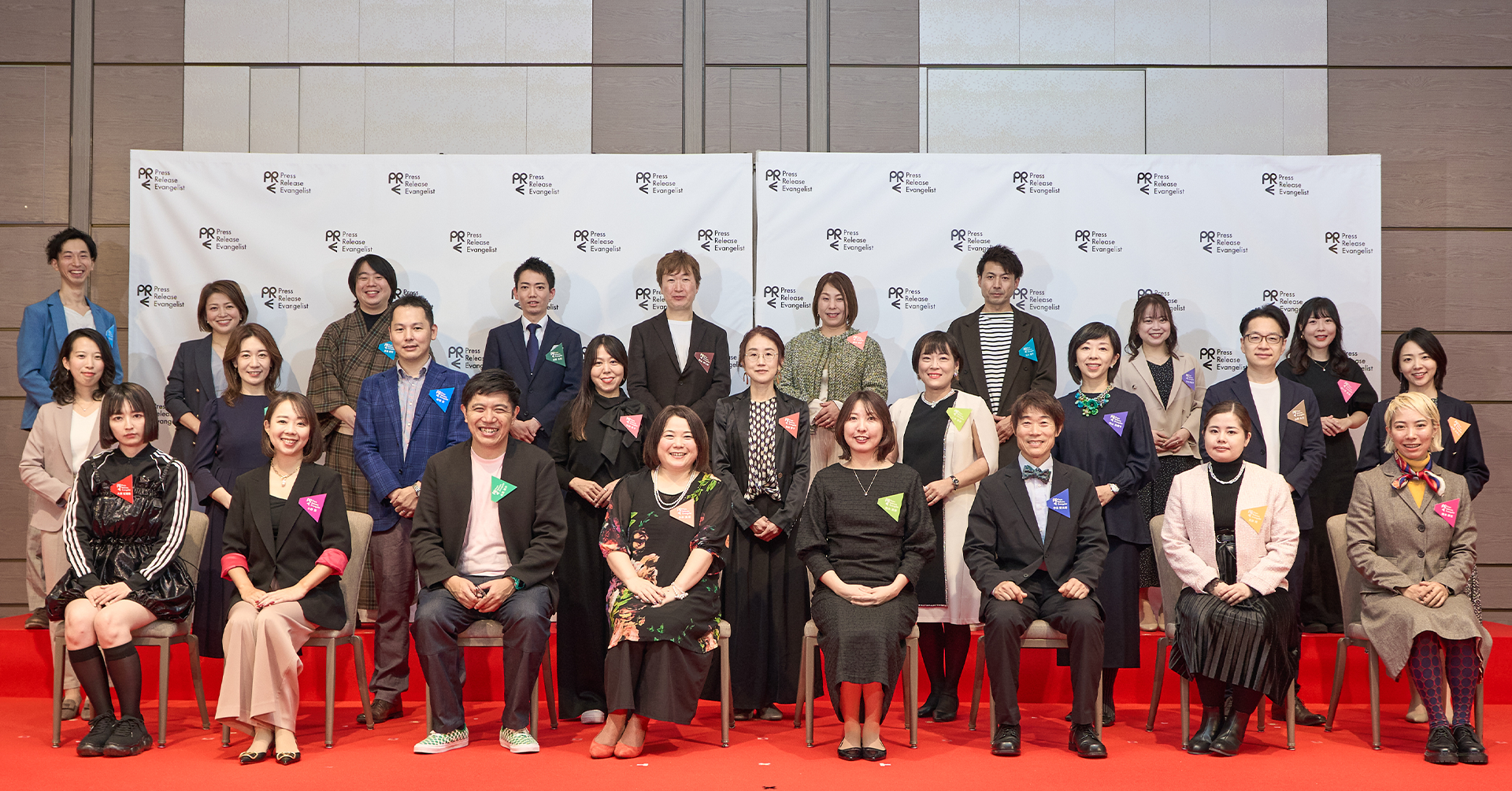 第二期プレスリリースエバンジェリストに（二列目中央）