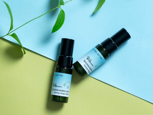 【ロンハーマン】Ron Herman Cosmeticsより、心ほどけるホップと柑橘、ハーブの香りを楽しむルーム&ファブリックミストが新登場。 【ロンハーマン】Ron Herman Cosmeticsより、心ほどけるホップと柑橘、ハーブの香りを楽しむルーム&ファブリックミストが新登場。