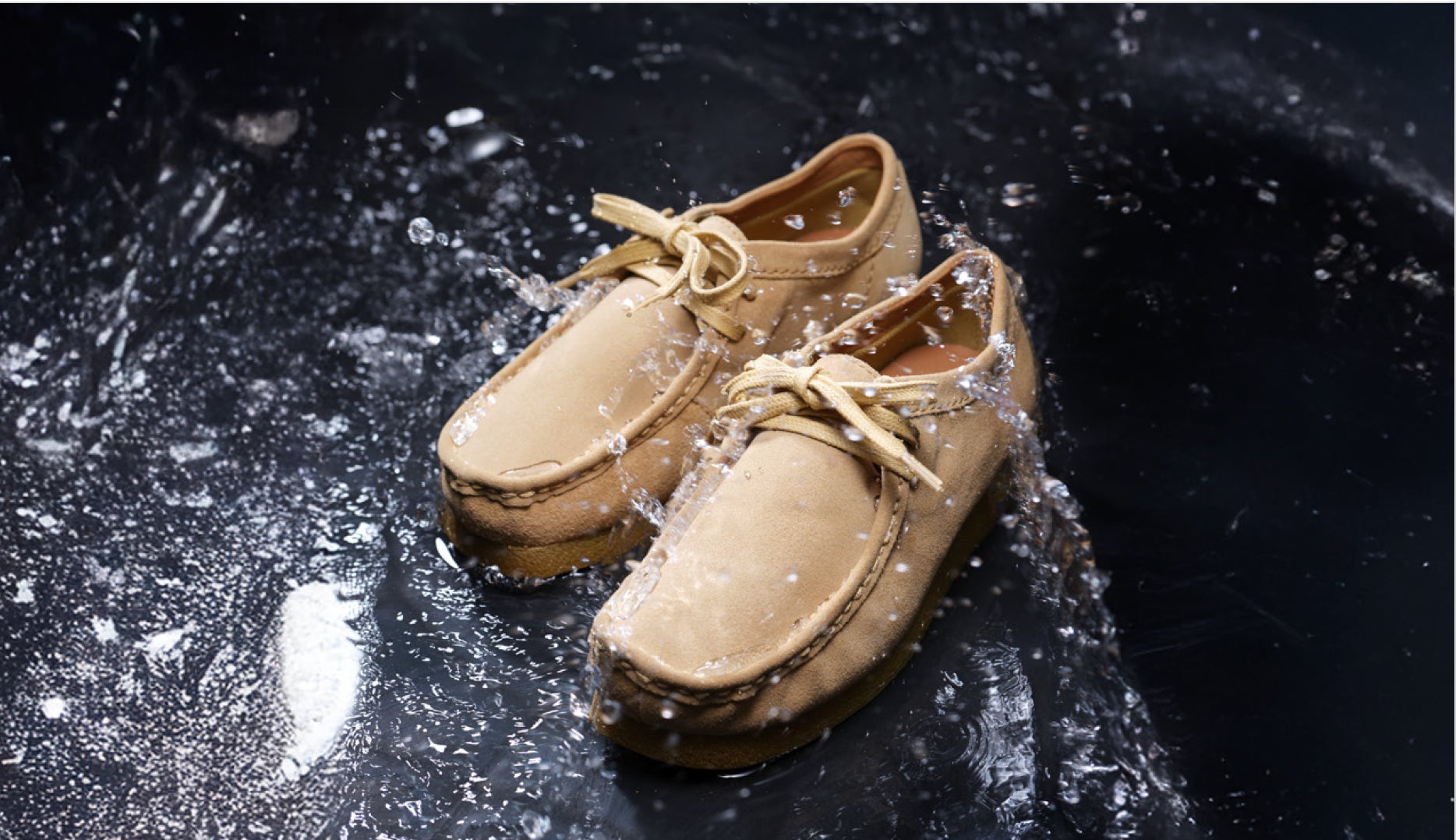 進化したワラビー。毎日にちょうどいい防水仕様。 | クラークス 進化したワラビー。毎日にちょうどいい防水仕様。 | クラークス