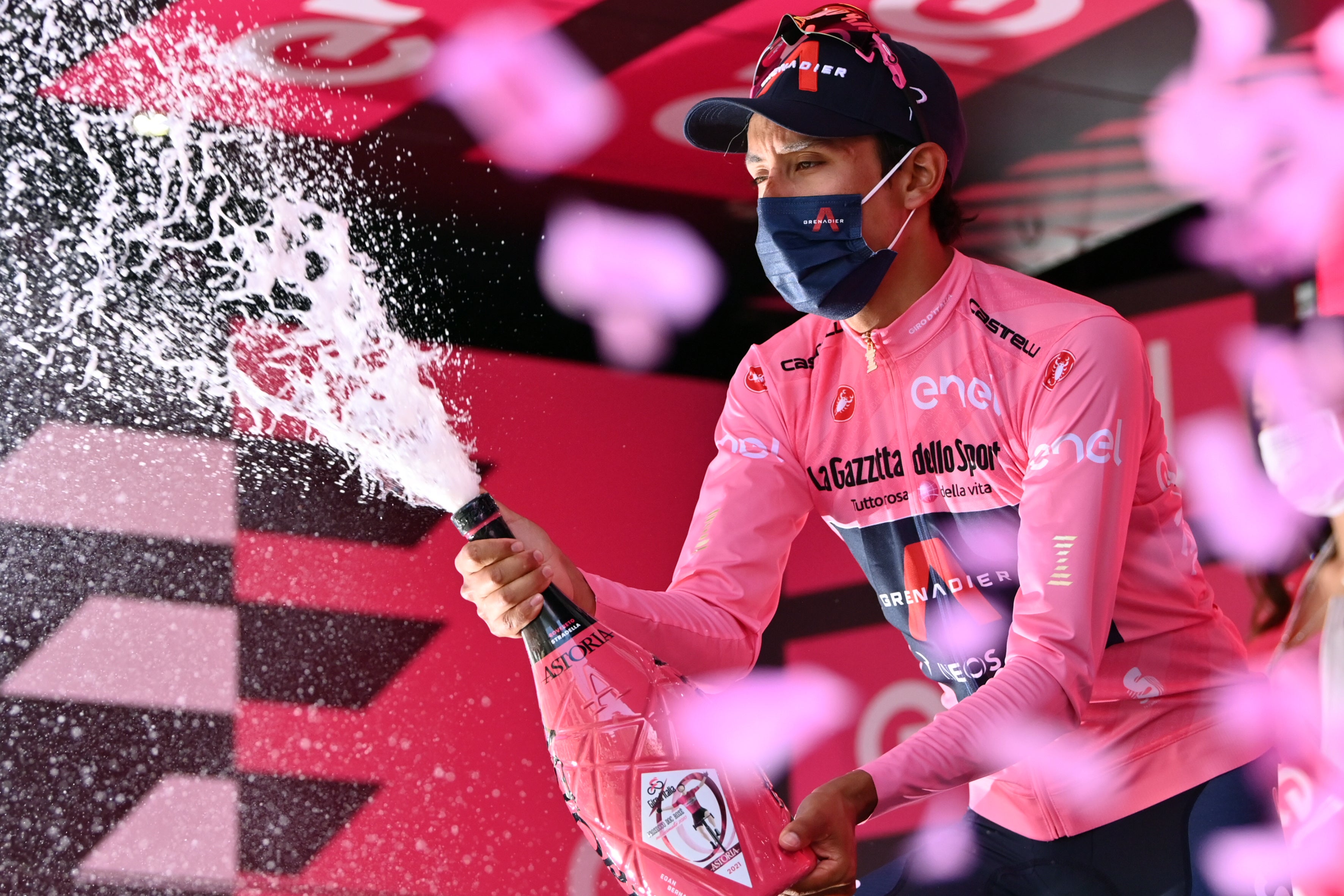 ジロ・デ・イタリア2021総合優勝 エガン・ベルナル選手