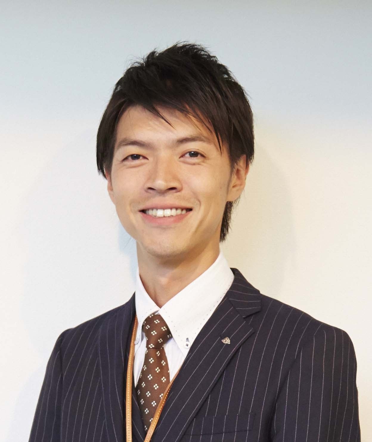 日本ＰＣサービス 濱﨑