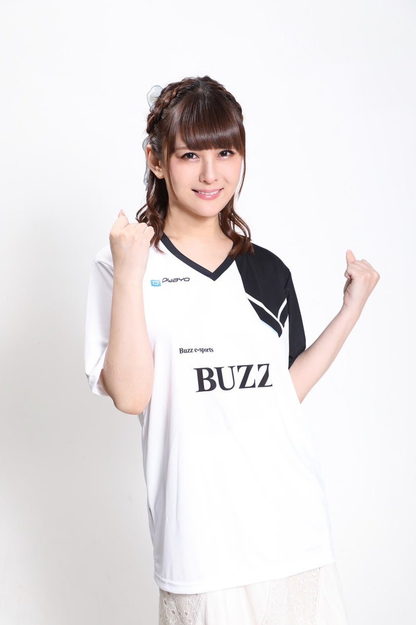 椿彩奈5連勝!BUZZ麻雀、首位独走!役満も飛び出す 椿彩奈5連勝!BUZZ麻雀、首位独走!役満も飛び出す