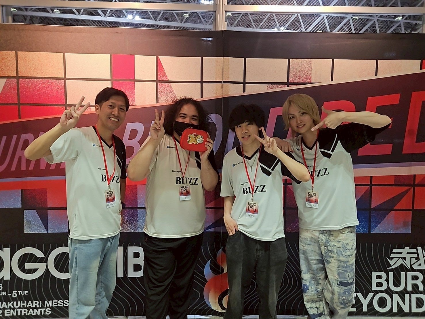 篝火を戦い抜いたBUZZ e-sports選手に独占インタビュー