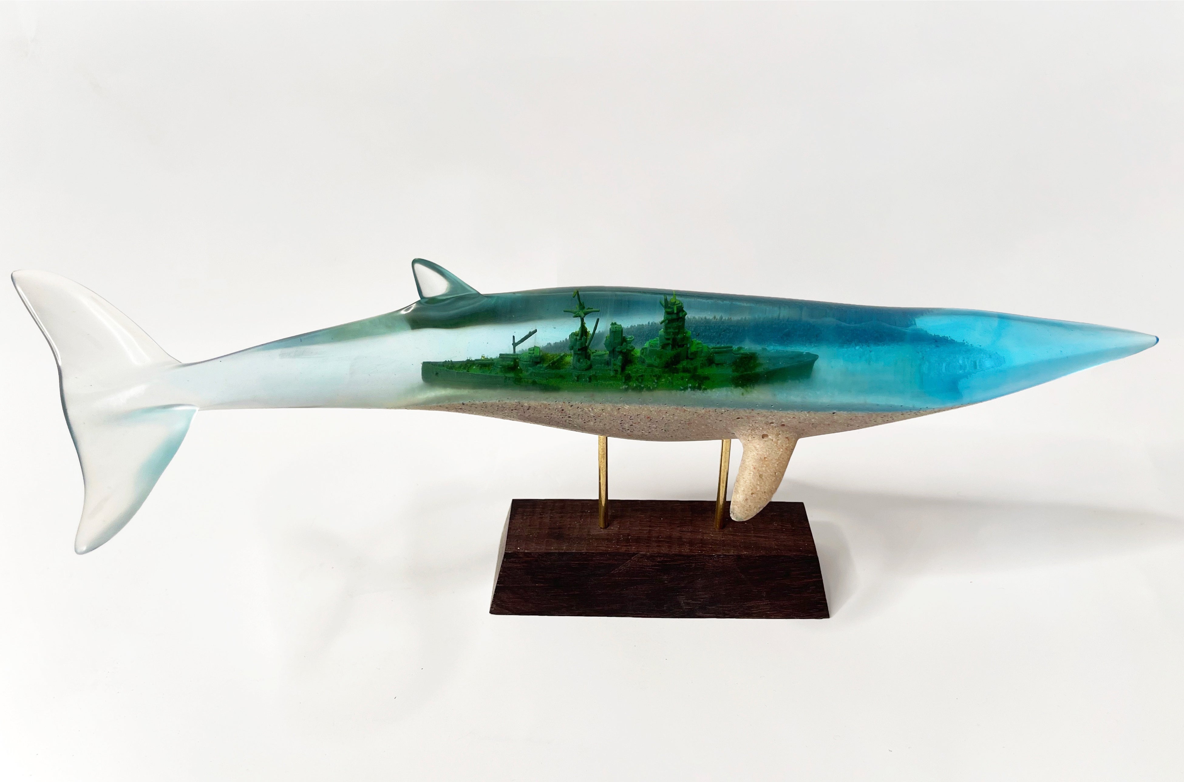 山田勇魚「帰港【ミンククジラ】」