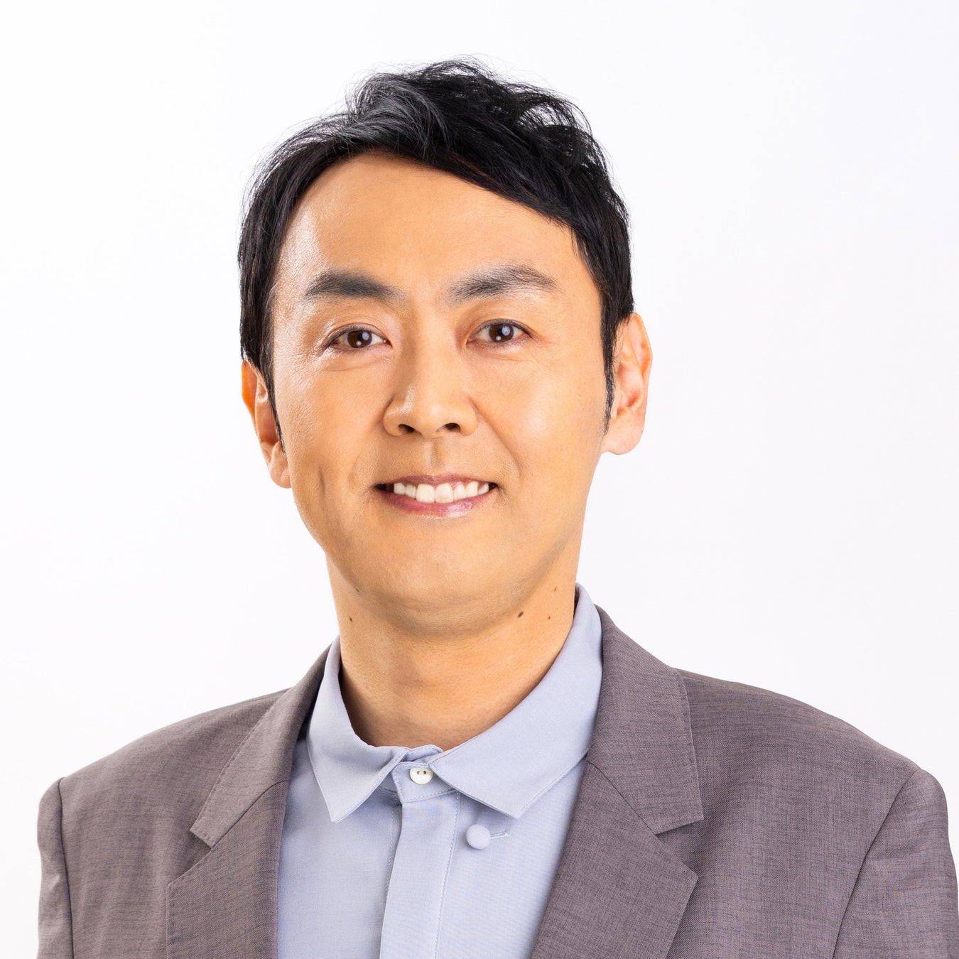 音声ガイドナビゲーター:アンガールズ・田中卓志  ©️ワタナベエンタ―テインメント