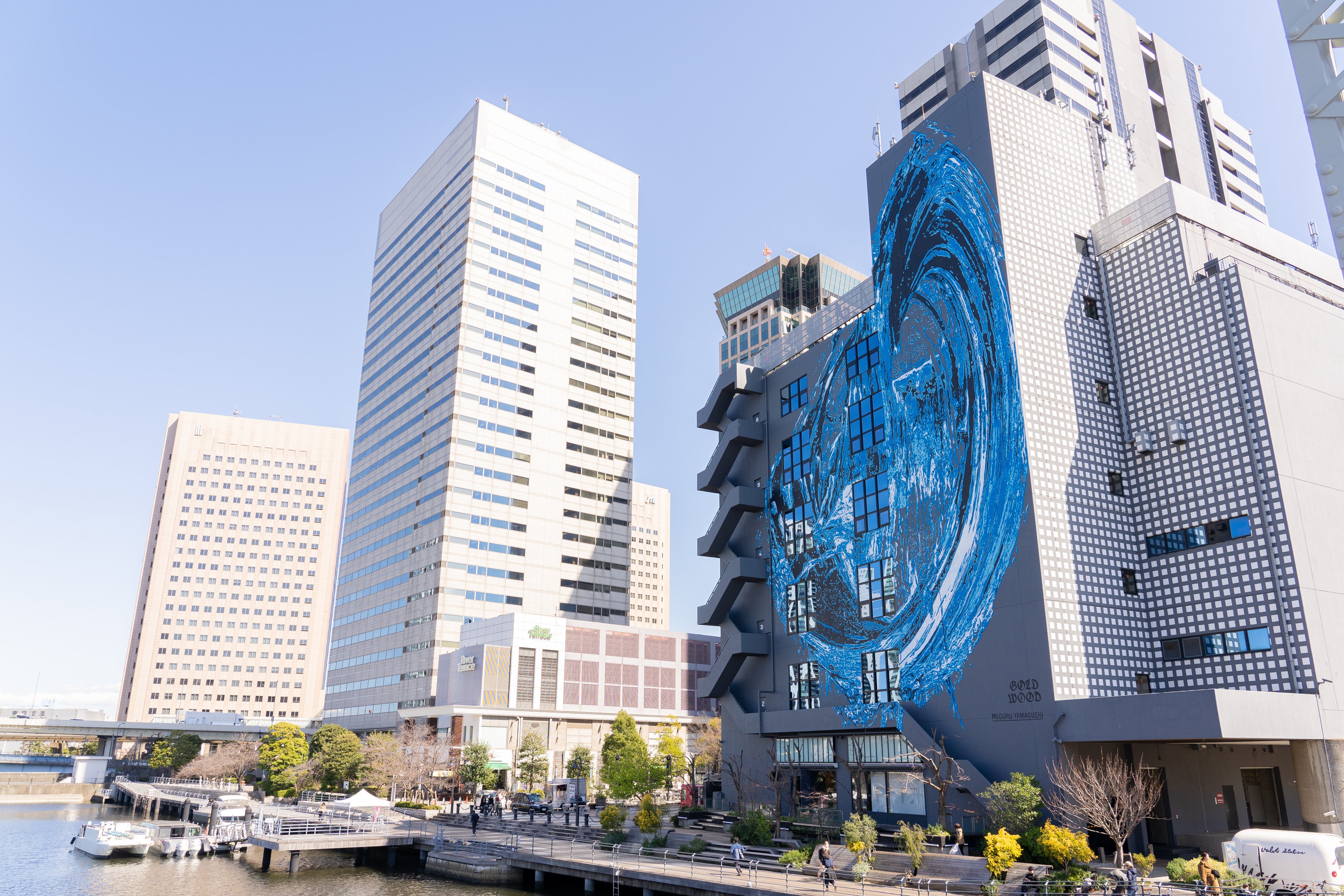 天王洲にはパブリックアート、ミュージアム、ギャラリーコンプレックスがあり、日常的にアートめぐりができる