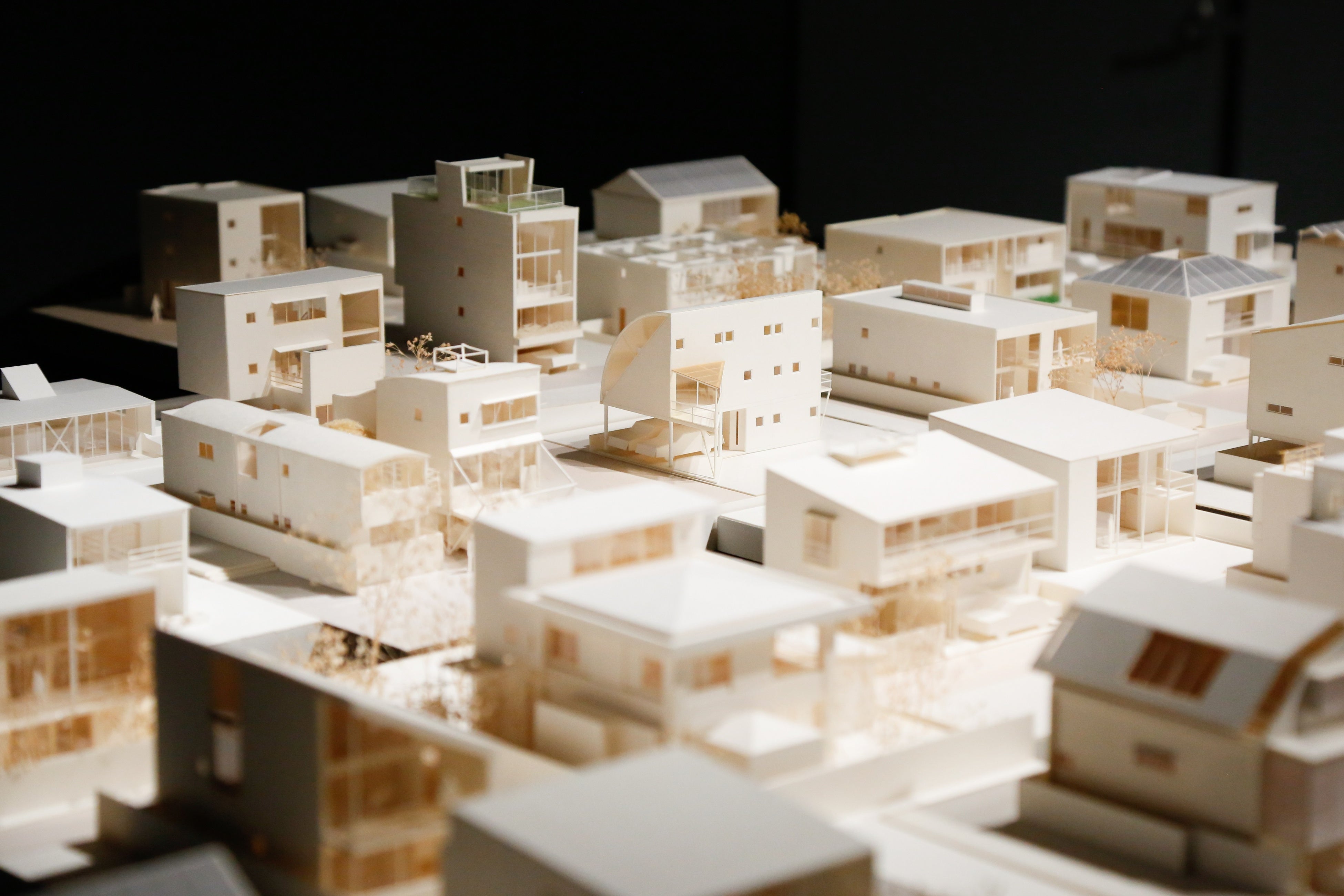 建築倉庫「難波和彦『箱の家』の展開」展示風景