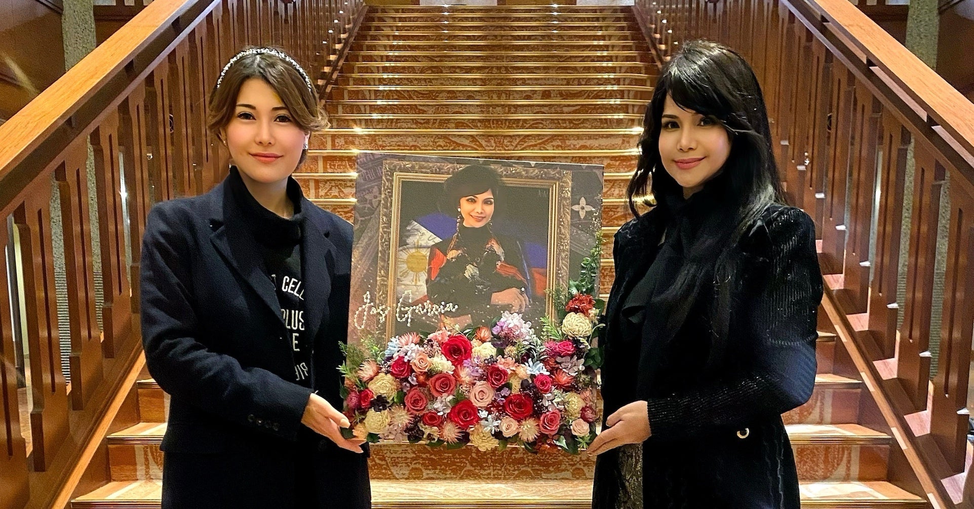 驚異のコラボ!フラワーアーティスト「Ririko」とオマージュブランド「N.N」、シンガーソングライター「ジョス・ガルシア」との夢の共演が話題に! 驚異のコラボ!フラワーアーティスト「Ririko」とオマージュブランド「N.N」、シンガーソングライター「ジョス・ガルシア」との夢の共演が話題に!