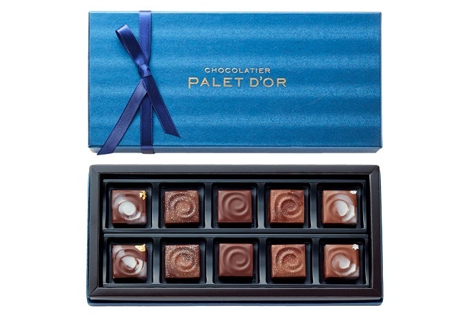 10個入り　5,886円（税込価格）