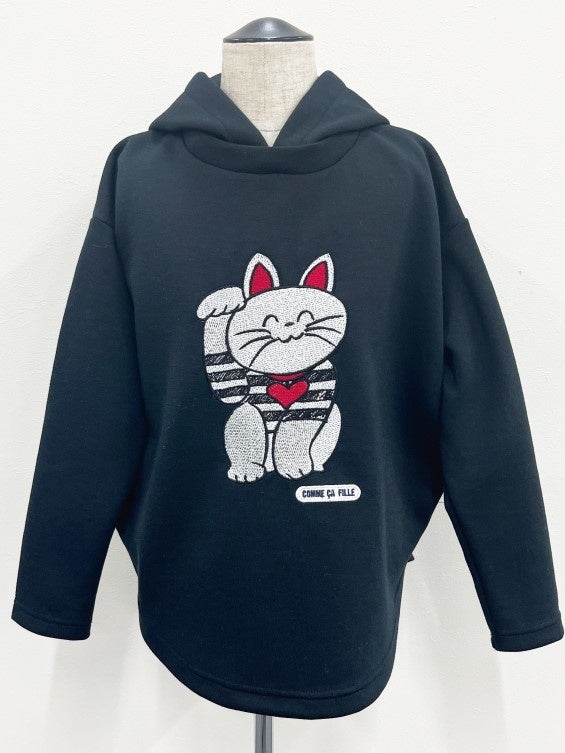 ［コムサ・フィユ］プルオーバー(80～130㎝)　15,400円(税込)　カラー：グレー・ブラック