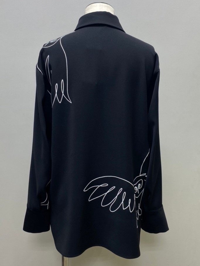 ［バジーレ28］シャツ 後ろ身頃　57,200円(税込)　カラー：ホワイト・ブラック