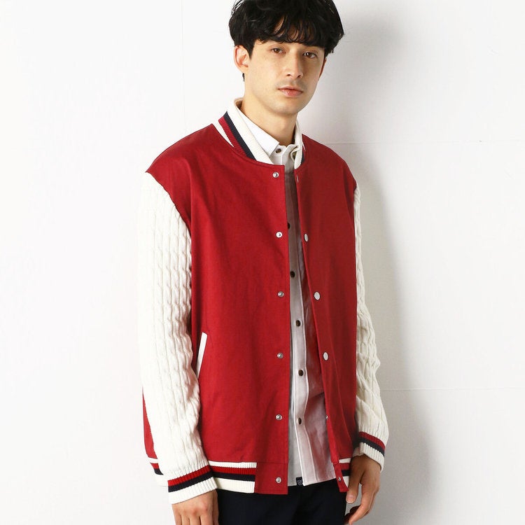 カラー：レッド