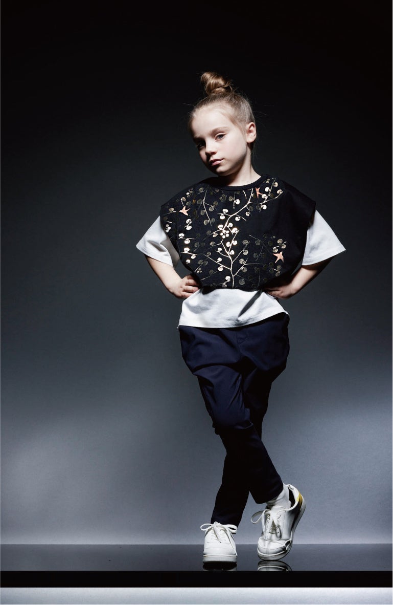 ［コムサ・フィユ］レイヤードTシャツ(95～130㎝)　15,400円(税込)