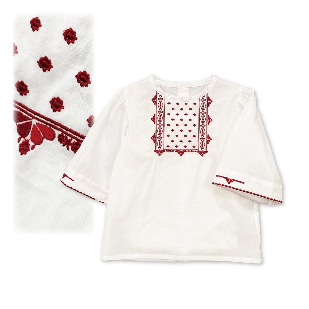 ブラウス(110～140㎝)　13.200円(税込)