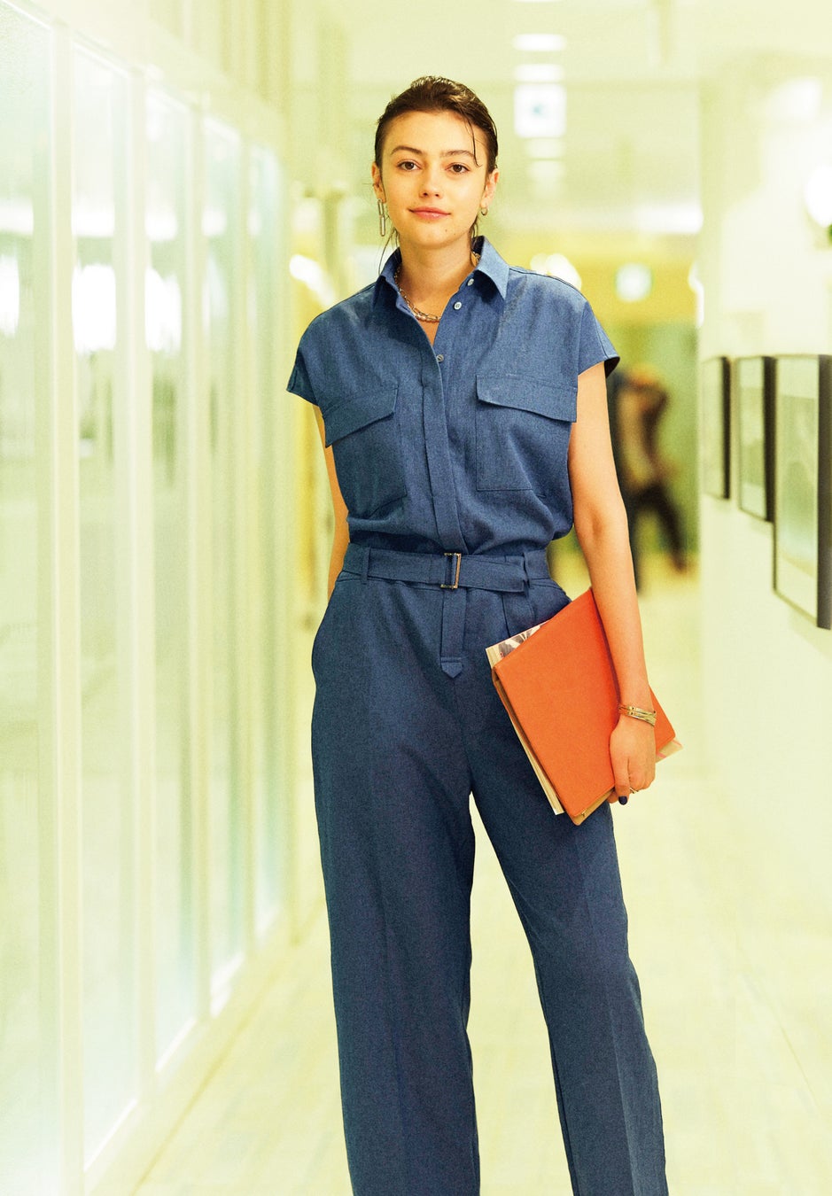 新しいオフィスウェア 颯爽と着こなすルミノーゾ コムサのジャンプスーツ 株式会社ファイブフォックスのプレスリリース 新しいオフィスウェア 颯爽と着こなすルミノーゾ コムサのジャンプスーツ 株式会社ファイブフォックスのプレスリリース