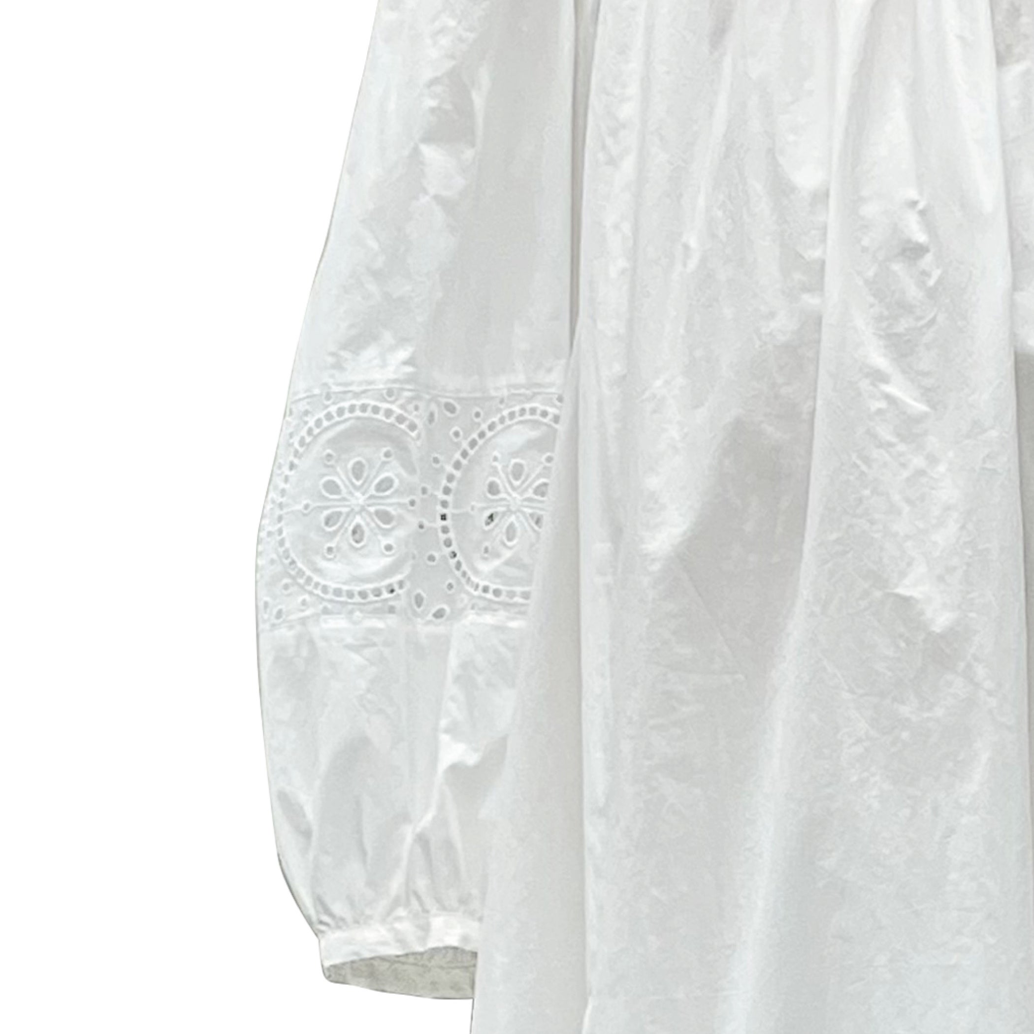 袖のふんわり感が素敵