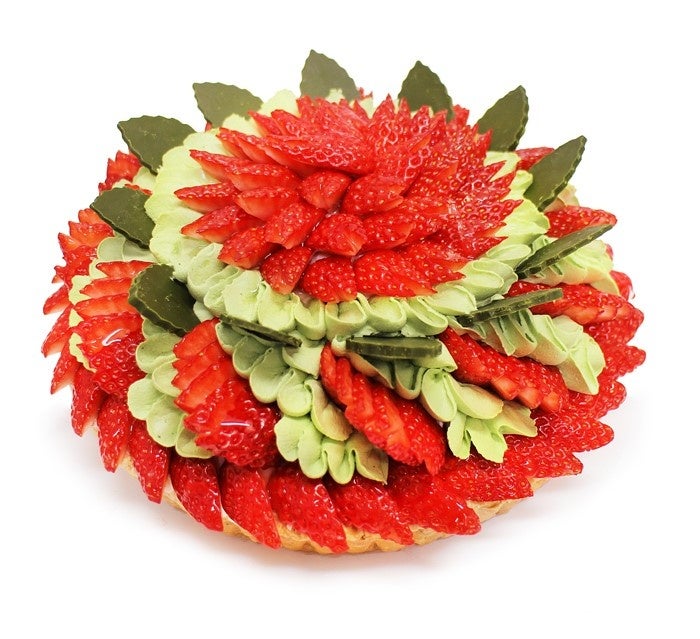 「葉桜―奈良県 平群町産 いちご『古都華』と抹茶のケーキ―」1ピース・税込み1,300円