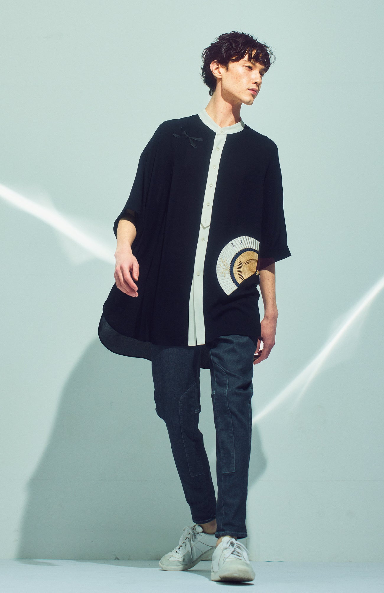 ［ベータ・メン］シャツ　47,300円(税込)