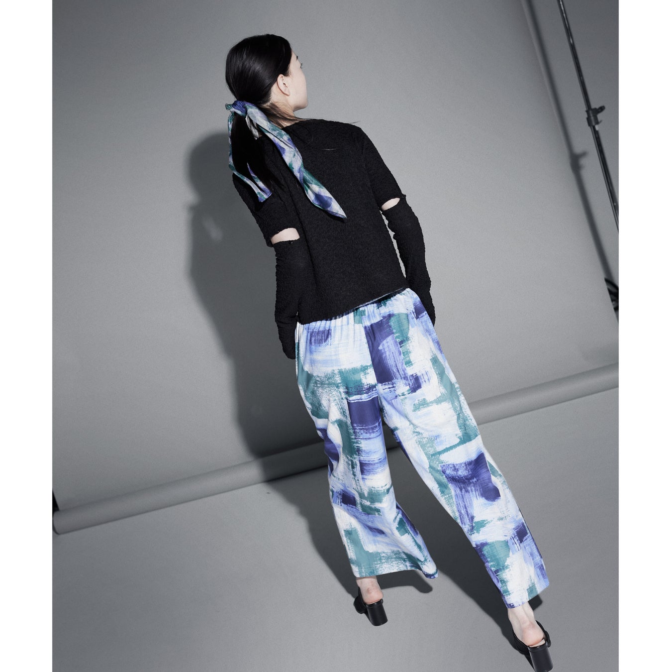 パンツ 7,900円(税込) カラー:ブルー