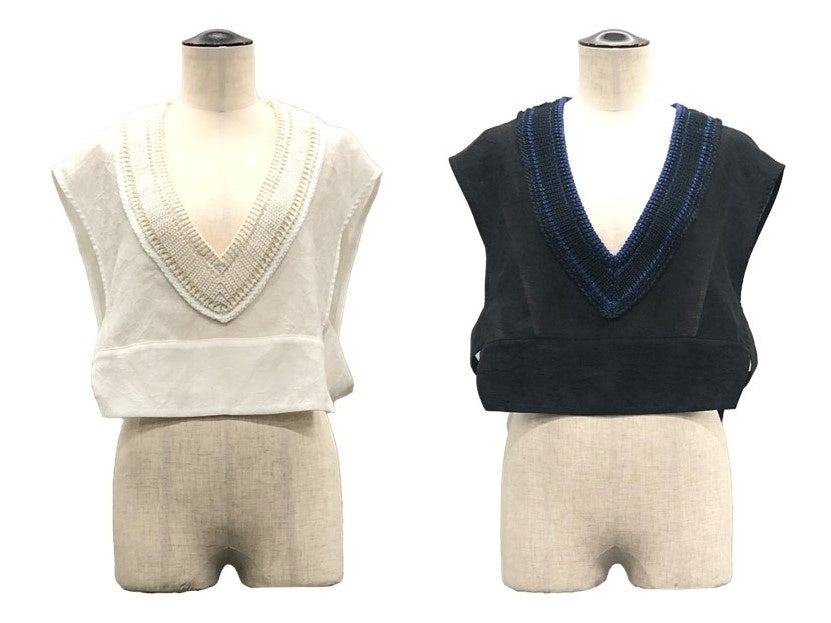 ショート丈ベスト　24,200円(税込)　カラー：ホワイト、ブラック