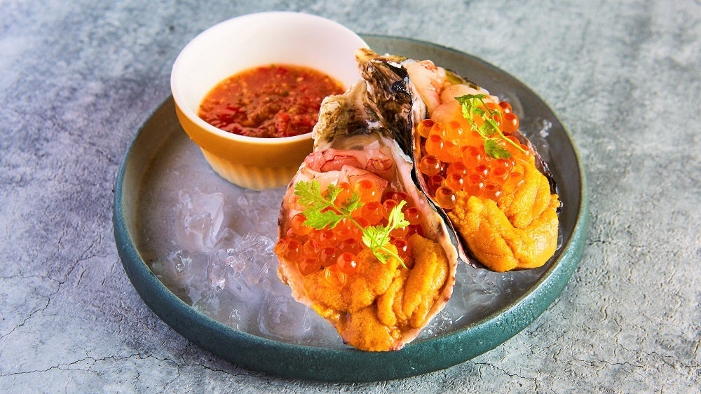 生牡蠣・牡蠣のスペシャリテ・・・980円(税込)