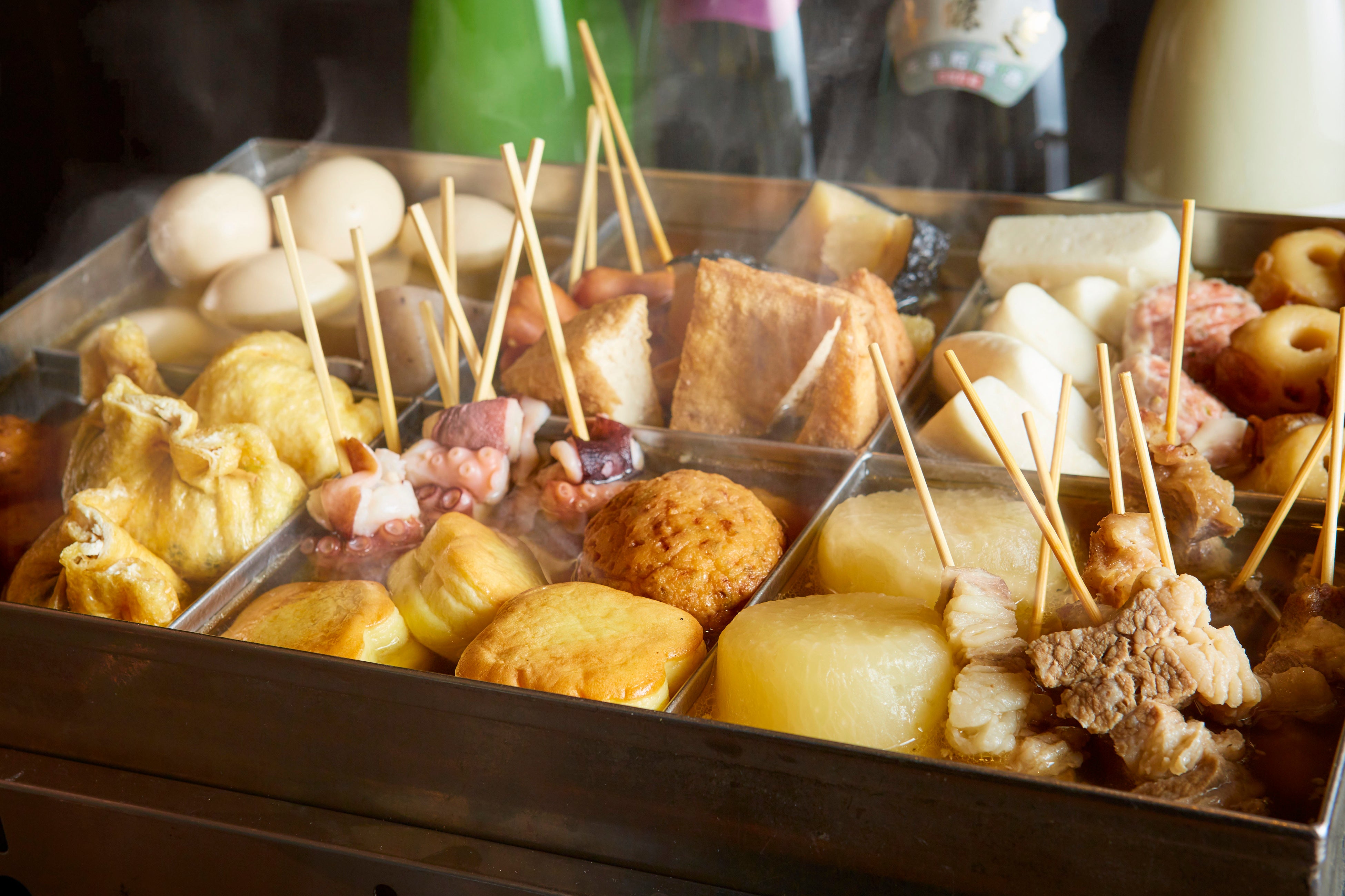 裏三呑み屋名物”おでん”