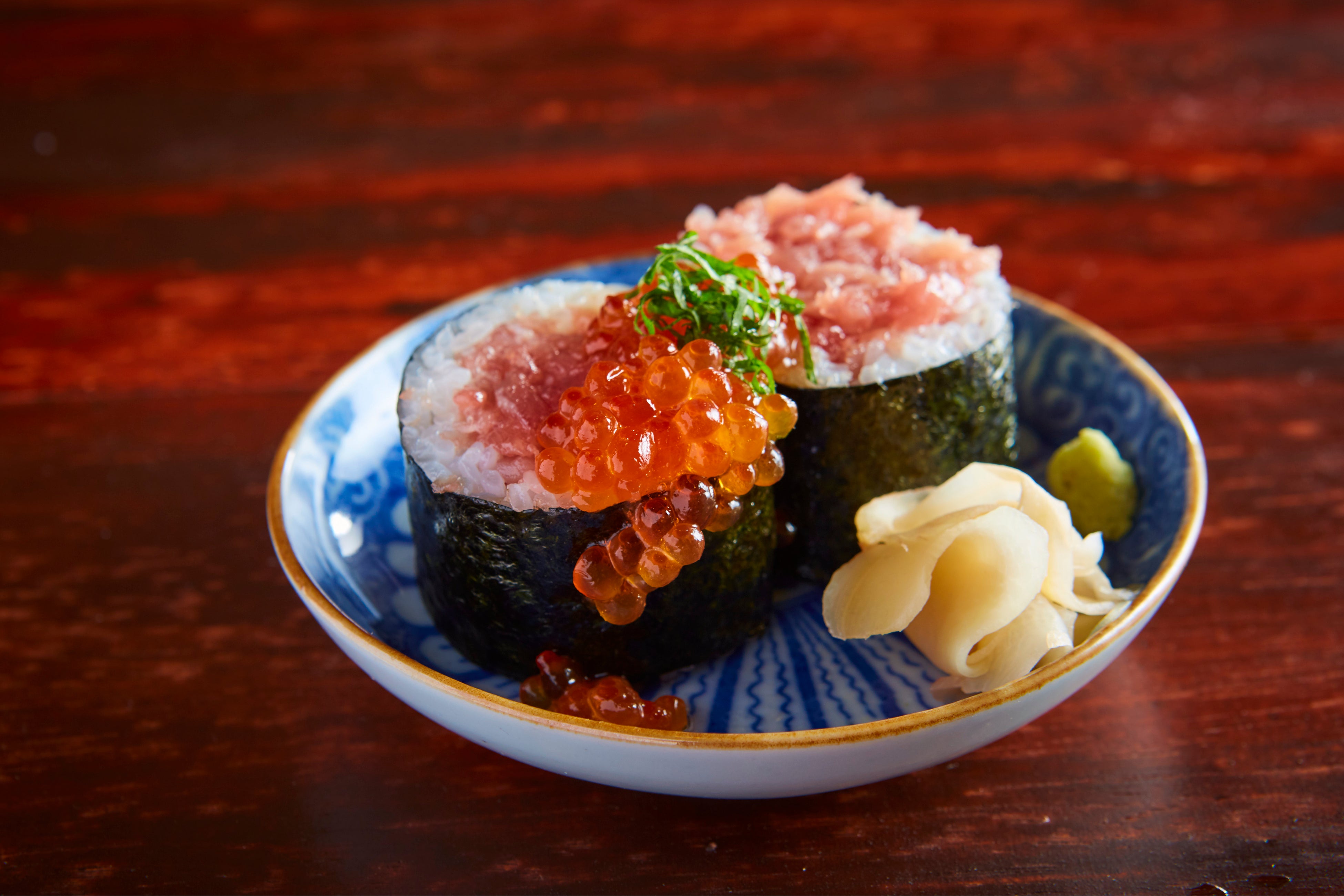 まぐろトロ太巻きいくら