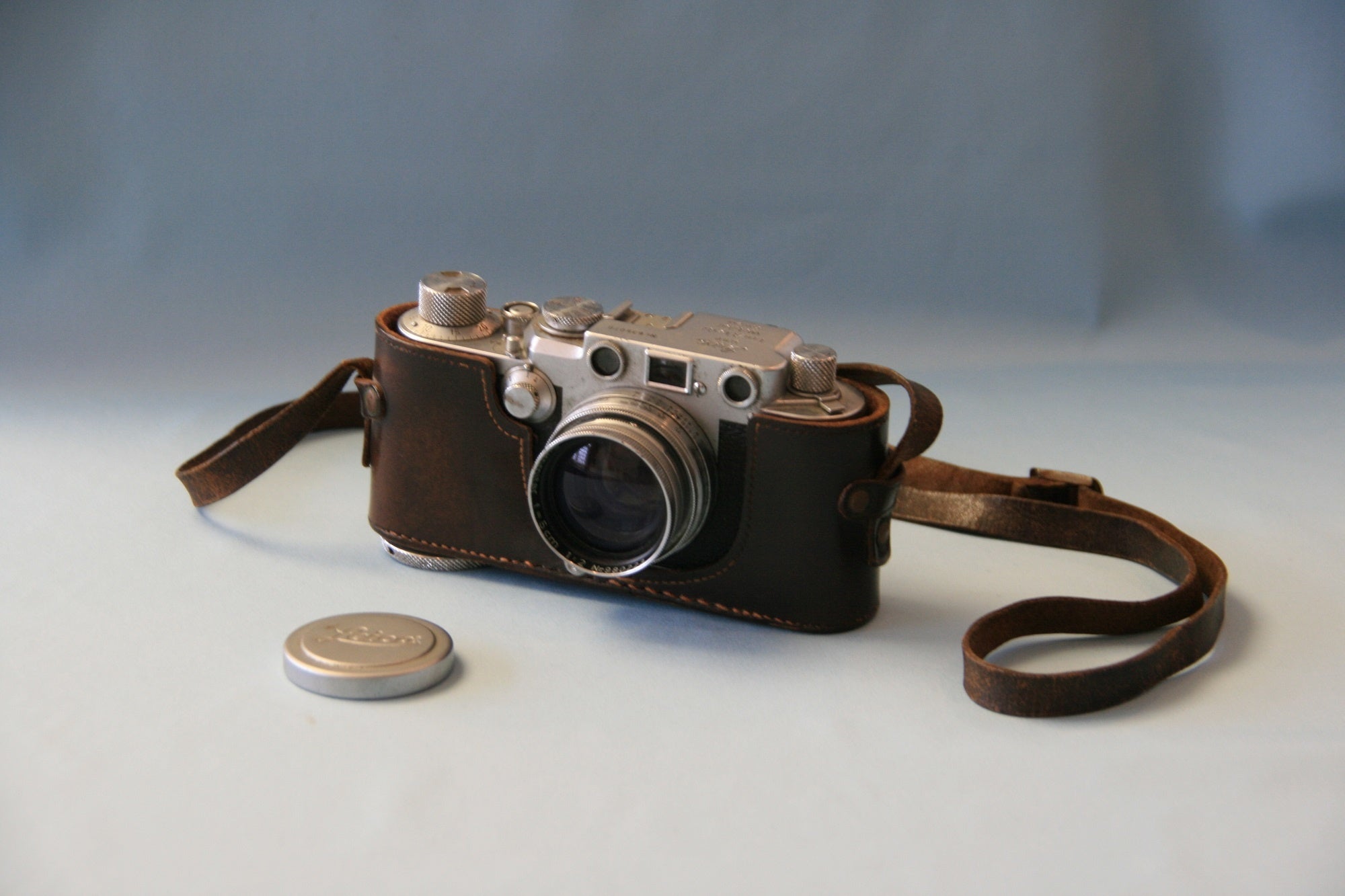 大佛次郎愛用のライカⅢｆ（大佛次郎記念館藏）