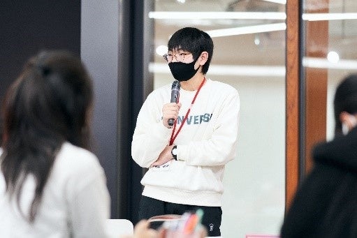 中学生プロデューサー会議の様子©平舘平