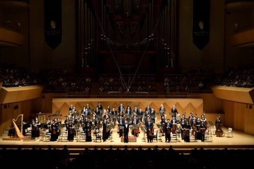 神奈川フィルハーモニー管弦楽団 ⓒ藤本史昭