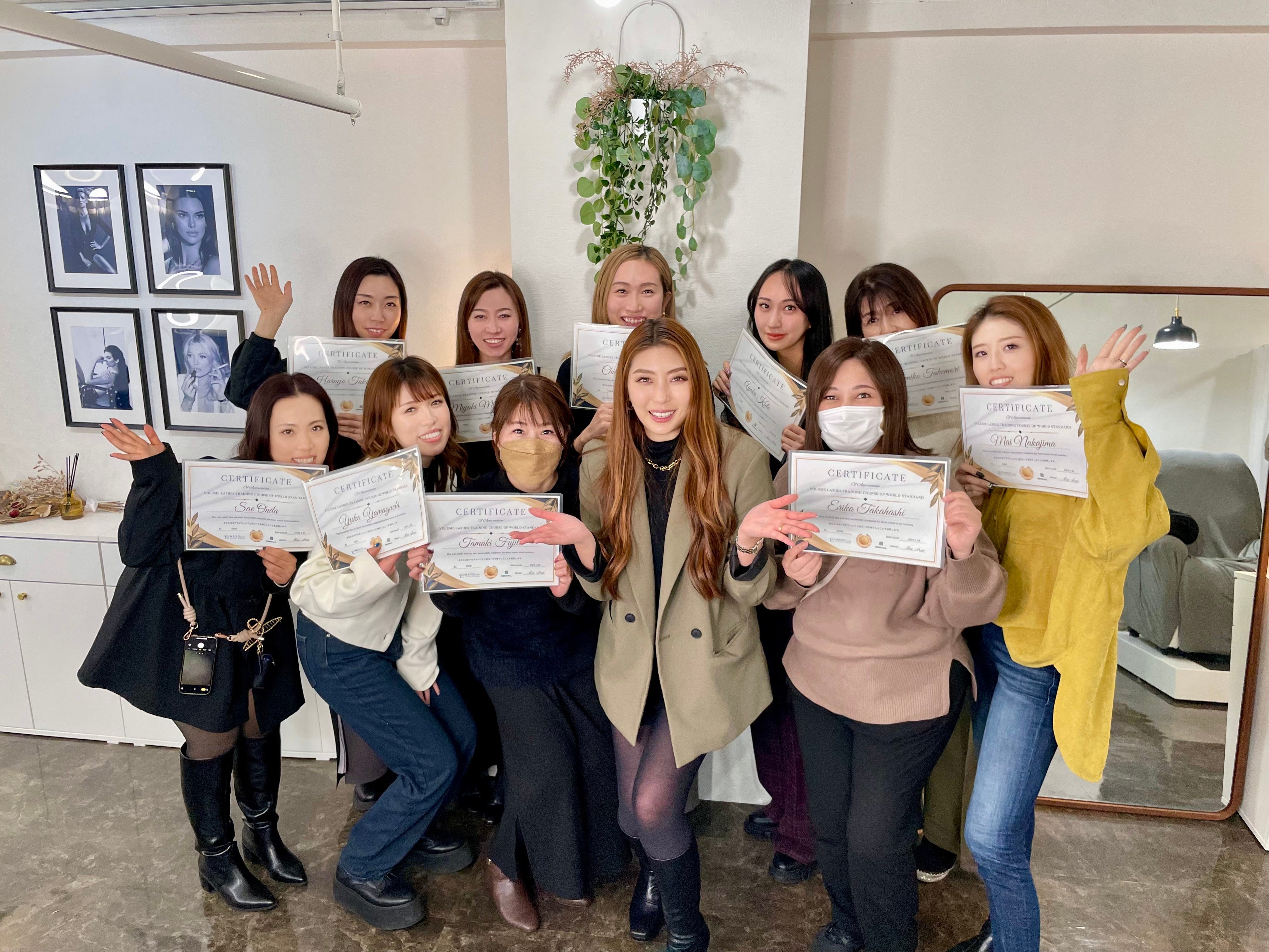 舞高技塾のアイリスト講習生と代表