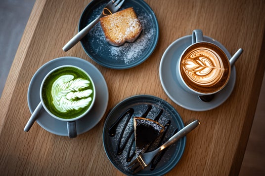 尾道エリア屈指の眺望を誇るホテル「尾道倶楽部」 ラテアート世界チャンピオンによるラテアート入門レッスン(初級編)を開催 尾道エリア屈指の眺望を誇るホテル「尾道倶楽部」 ラテアート世界チャンピオンによるラテアート入門レッスン(初級編)を開催