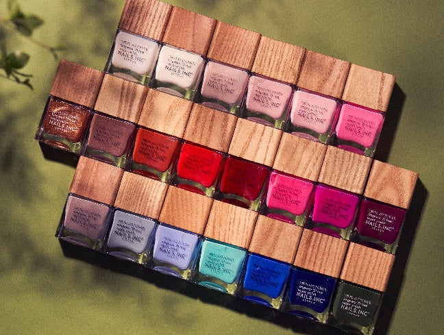 「ネイルズインク」マニキュアカラーリング体験