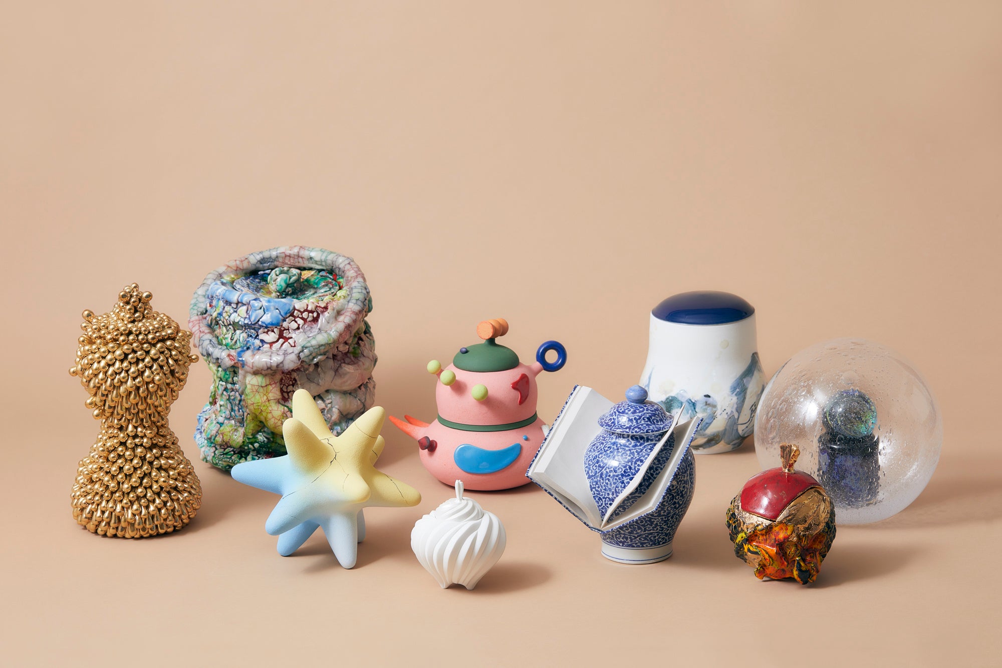 A・LIFE・FROM・DEATH ― 死を日常に取り戻す、アートとしての骨壺展 ―