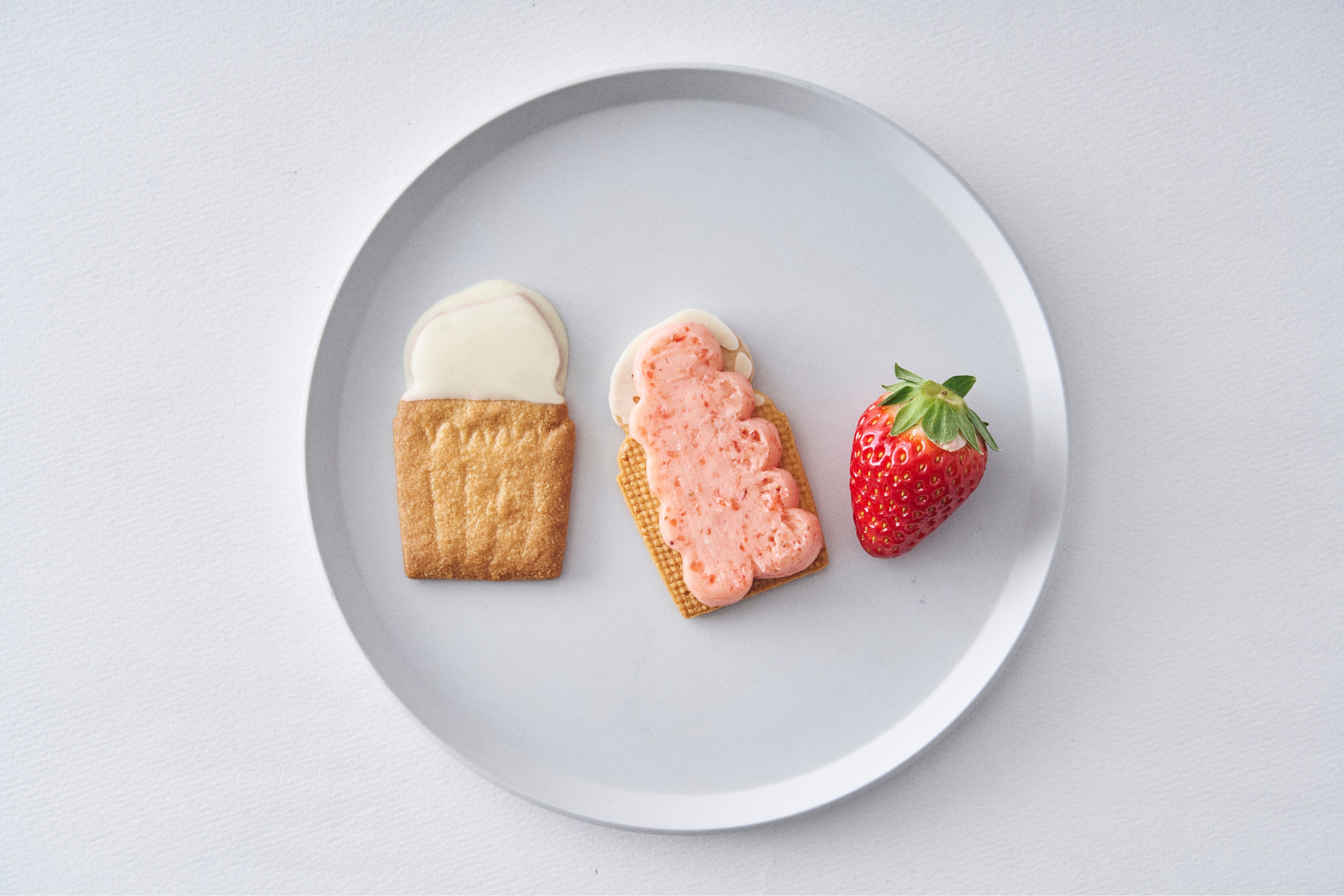 いちご好きの方へ。奈良県明日香村産「古都華」のいちご生バターサンド