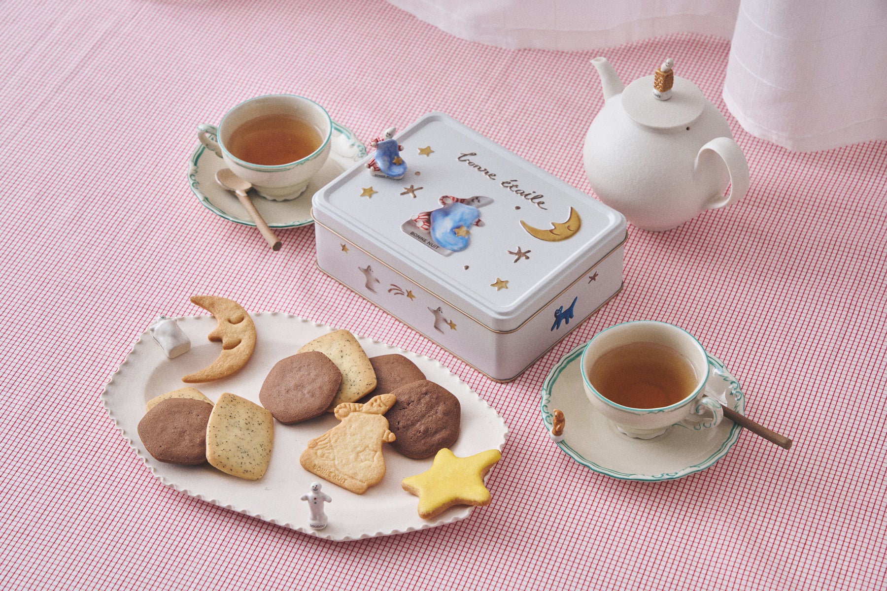 フェーブ作家と焼き菓子店が贈る、限定ビスケット缶が登場！Fèves